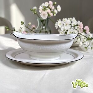 VINTAGE 1970s NORITAKE Sorrento 7565 Gravy Boat Attached Underplate